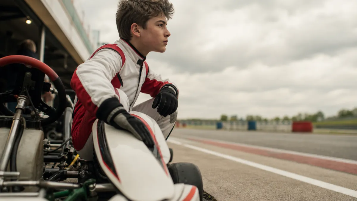Comment devenir pilote automobile : le guide pour réussir